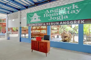 OYO 95018 Anggrek Homestay Jogja Syariah - Reception