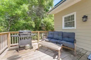 Waterfront Lake Marion Home w/ Dock: Fish & Boat! - Interiör