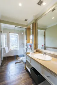 Welcomhotel by ITC Hotels, The Savoy, Mussoorie - Bathroom