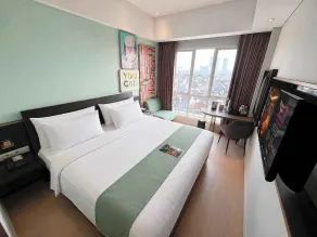 Brits Hotel Puri Indah - Zimmer