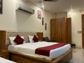 Hotel Moon Regency I Couple and Corporate Friendly I Panipat - Room
