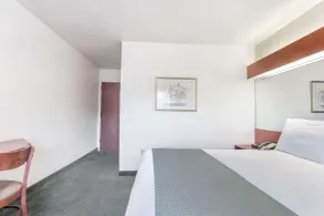 Microtel Inn & Suites Marianna - Chambre