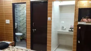 Posh, Nice Foreigner Area Lajpat Ngar Luxury Room - Casa de banho