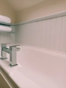 The Gwaelod y Garth Inn - Baño