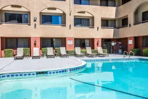 Baymont by Wyndham Ontario - Piscine