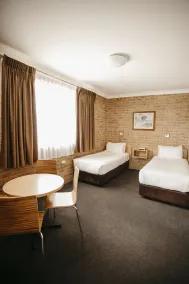 Colonial Motel Richmond - Zimmer