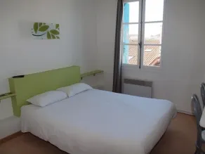 Hôtel Les Thermes - Zimmer