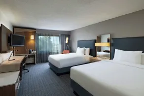 Courtyard by Marriott Austin The Domain Area - Room