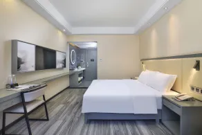 Wing Hotel Guilin - Central Square - Room