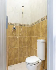 Hotel O Grand Suites Palace Syariah - Baño
