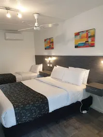 Budget on the Lake - Room
