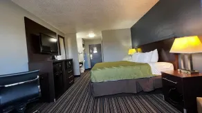Colby Inn and Suites - Quarto