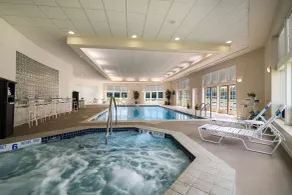 Best Western University Inn - Piscina