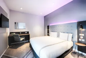 Premier Inn Regensburg City Centre - Room