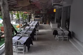 Nicholas Garden Hotel - Restaurante