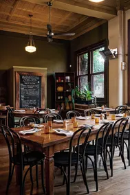 Healesville Hotel - Restaurant