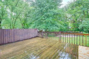 Charming Damascus Retreat w/ Deck & Creek Views! - Interiør