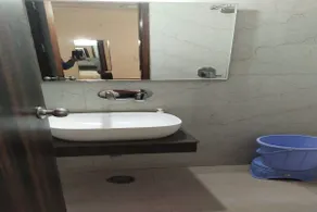Hotel Shashwat - Bathroom