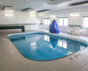 Quality Inn Forsyth Decatur - Piscine