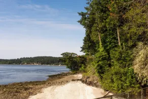 Deck & Views: Luxe Waterfront Port Orchard Retreat - Interiør