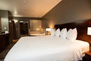 Best Western Plus Plattsburgh - Chambre