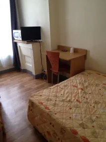 Au Royal Mad - Chambre