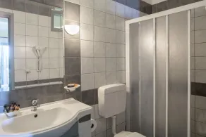 MIRA Resort Maizonettes - Salle de bain