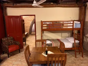 Cedar Park Rainforest Resort - Chambre