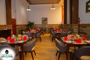 Nokras Silver Oak Embu - Restaurante