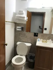 Budget Inn Marinette - Salle de bain