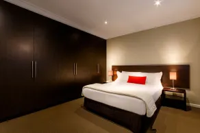 Crest On Barkly Serviced Apartments - Room