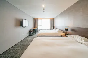 HotelWithCity  - Zimmer