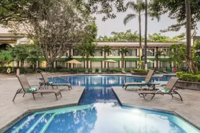 Holiday Inn Guadalajara Expo Plaza del Sol by IHG - Pool