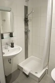 Hotel Central Wesseling - Bathroom