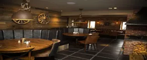 Three Horseshoes Country Inn - Restaurant
