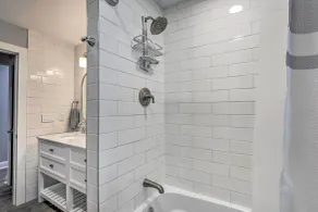 Modern Middletown Retreat, Minutes to Downtown! - Innvendig