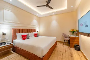 Medalio Boutique Chandigarh Zirakpur - Zimmer