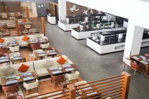 Radisson Blu Hotel & Resort, Sohar - Restaurant