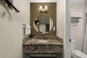 Red Roof Inn Los Angeles - Wilmington, CA - Bagno