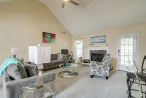 Shop, Fish & Explore: Suburban Home in Loganville! - Innvendig