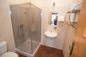 Let's Rock Party Hostel! Age Limit From 18 until 40! - Bathroom
