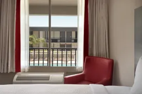 Ramada by Wyndham Cocoa - Zimmer