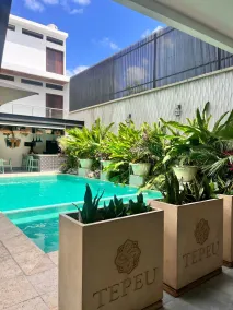 Hotel Tepeu - Pool