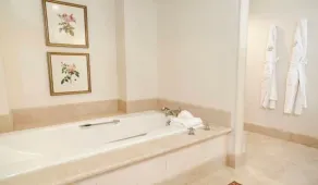Williamsburg Inn, an official Colonial Williamsburg Hotel - Salle de bain