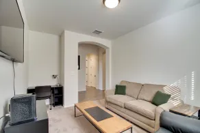 Chic Pet-Friendly Vacation Rental in Rio Rancho! - Intérieur