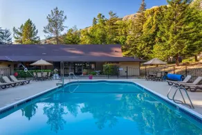 Big Sur Lodge - Pool