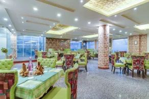 Hotel Golden Leaf Kashmir - Restaurant