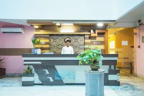 HOTEL SAPTARSHI - Réception
