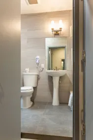 Hotel St. James - Bad