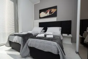 White Rooms - Habitación